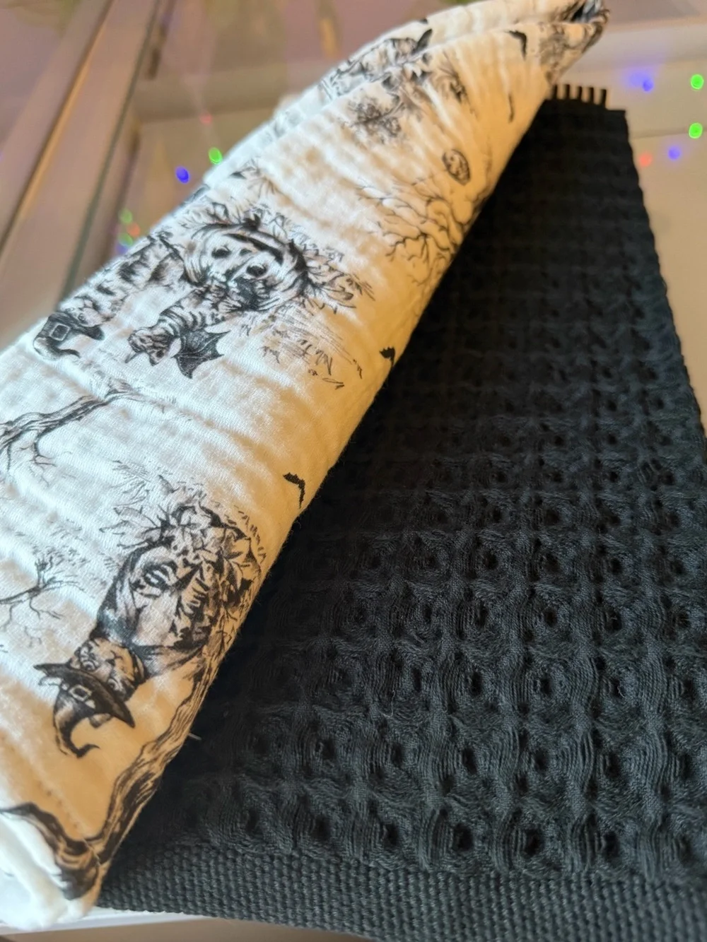 Farmhouse Rachel Ashwell kitty witch mummy cat pumpkin bats gauze Kitchen Towels